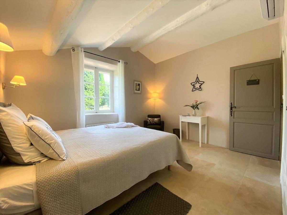Desir De Provence Bed & Breakfast Sarrians Exterior photo