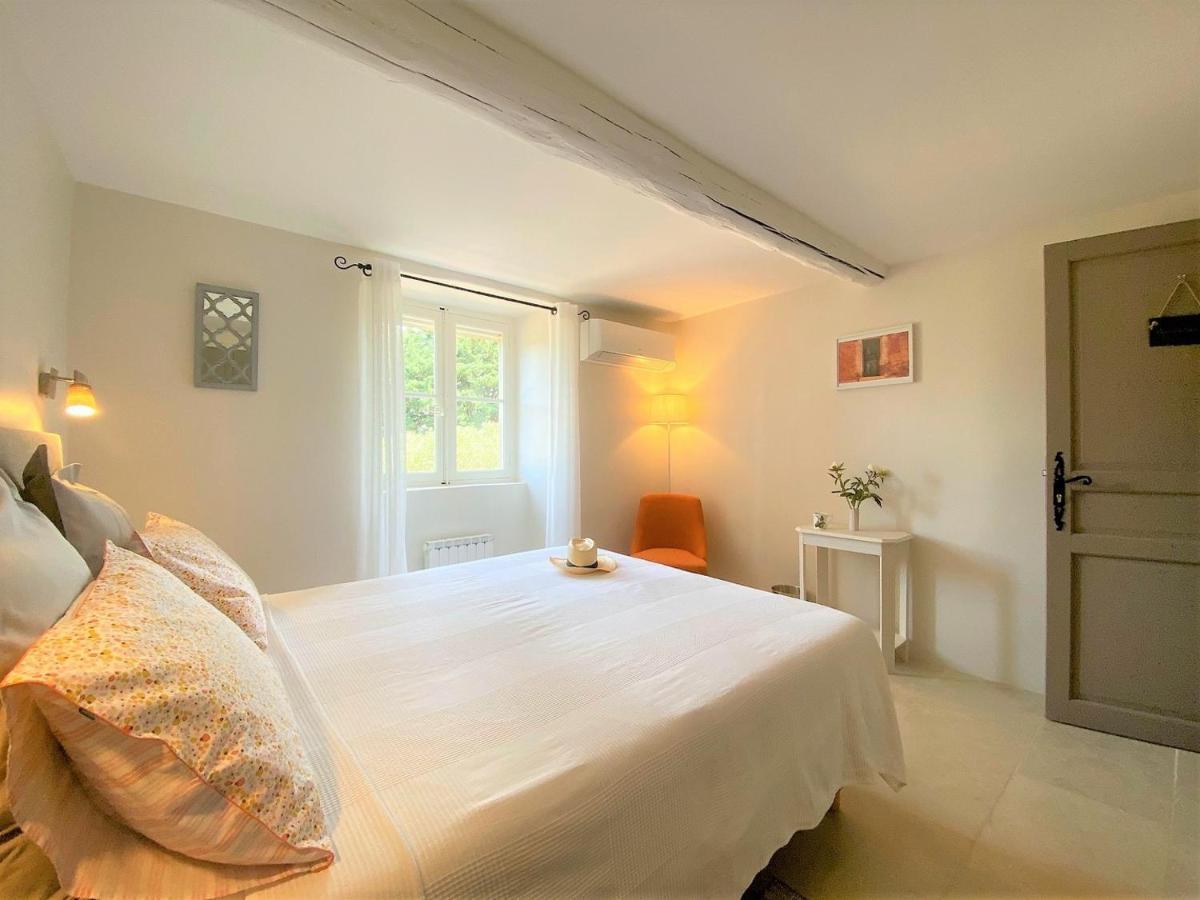 Desir De Provence Bed & Breakfast Sarrians Exterior photo