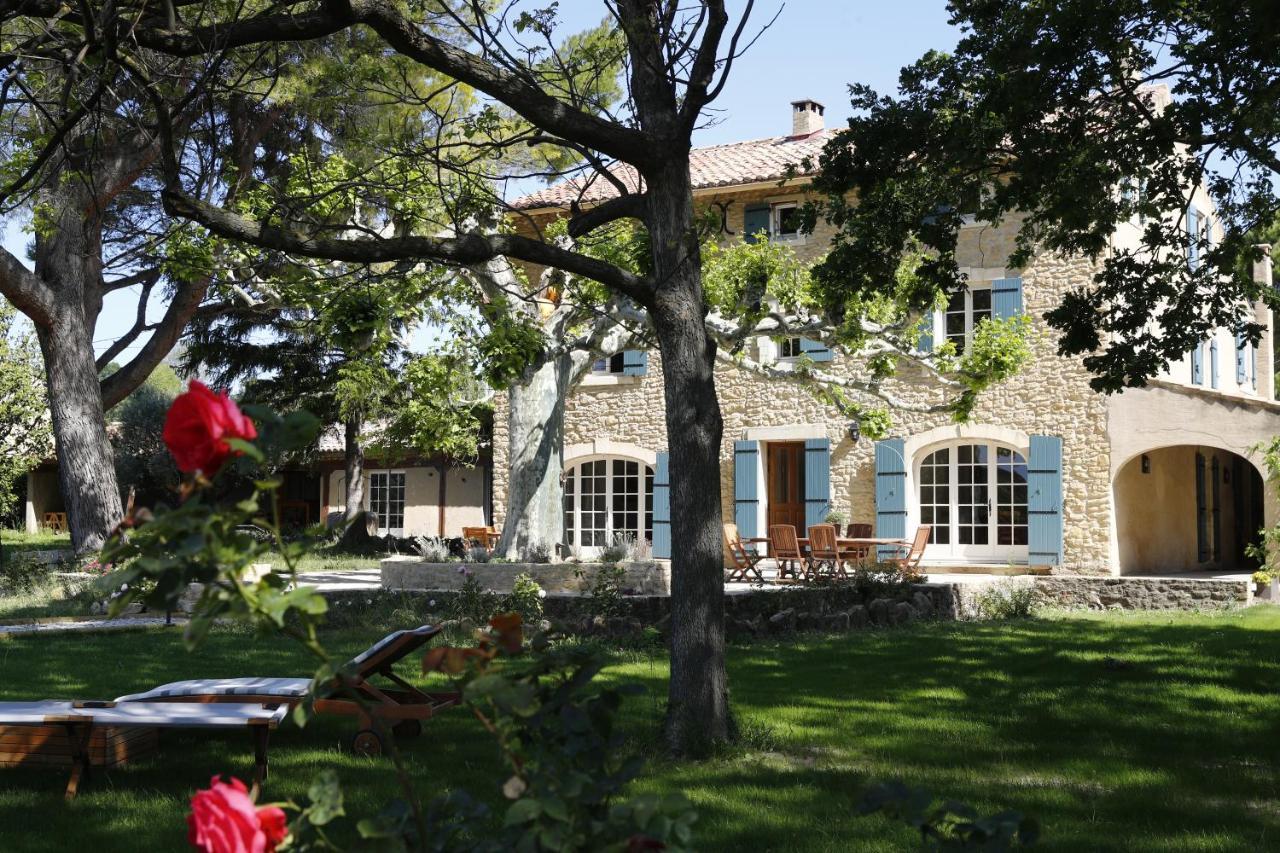 Desir De Provence Bed & Breakfast Sarrians Exterior photo
