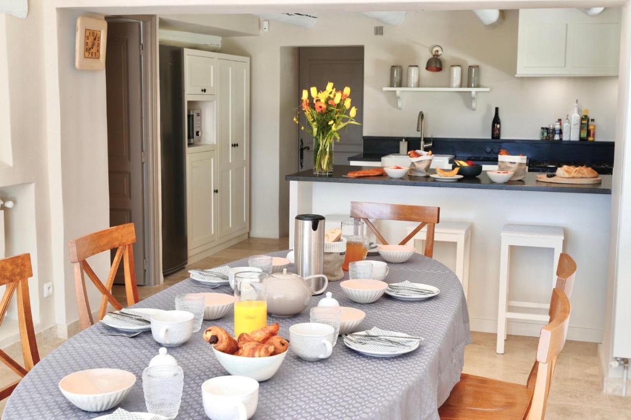 Desir De Provence Bed & Breakfast Sarrians Exterior photo